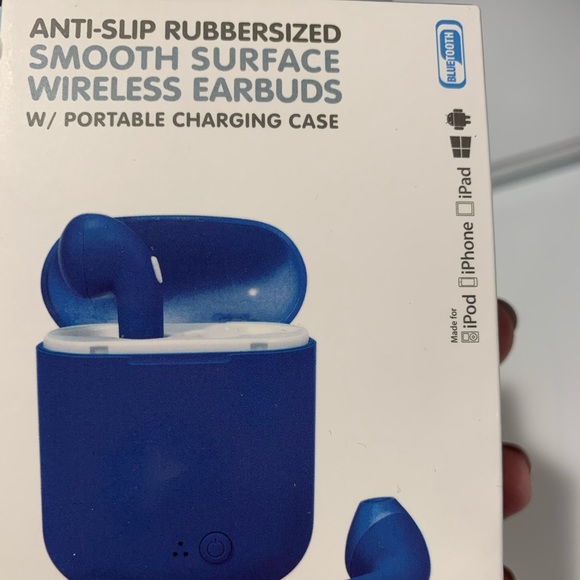 NWT Rubberized wireless headphones w charging case - Picture 2 of 10